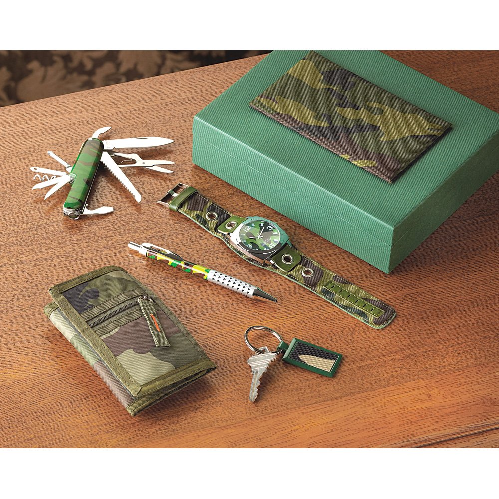 Military-style men s gift set